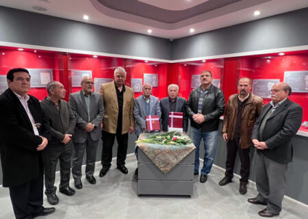 رونمایی از تمبر طلا و نقره جهان پهلوان تختی+عکس