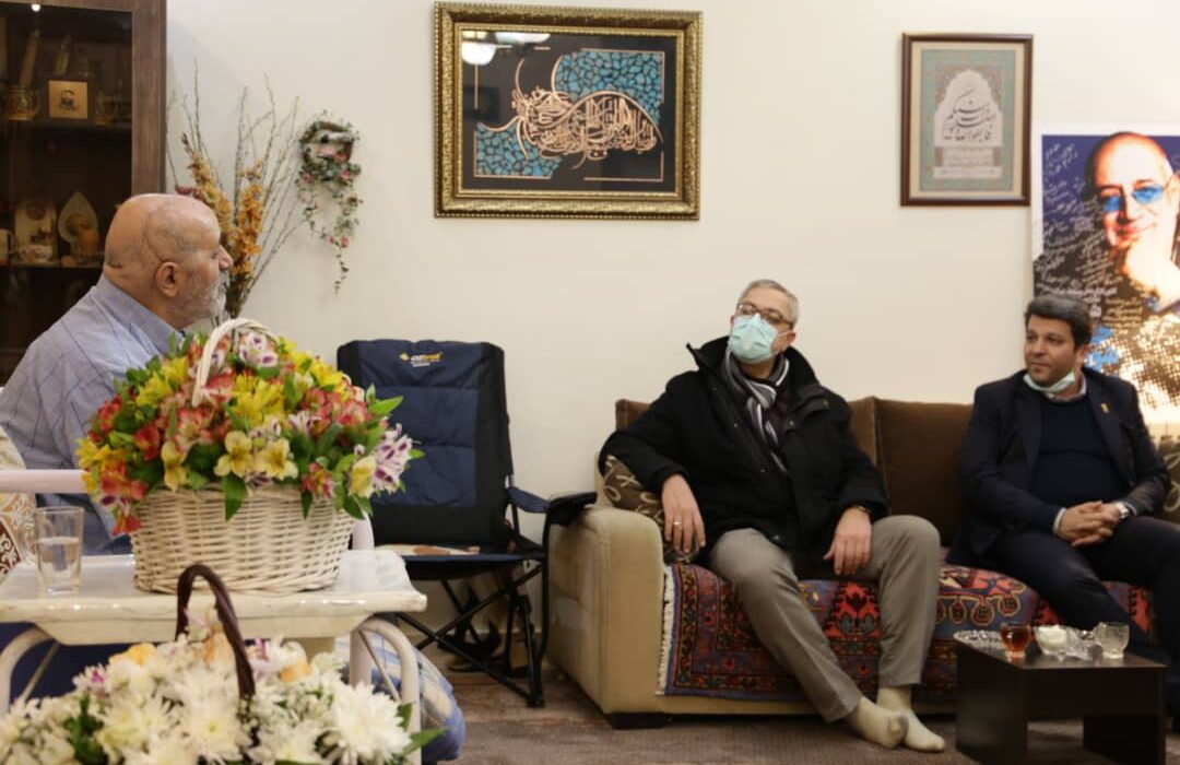 رئیس سازمان سینمایی از جمال شورجه عیادت کرد