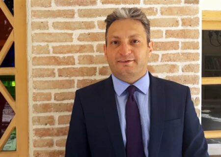 شاپین آبرامیان: «آموزش» در انجمن دانشگاهیان ارامنه ایران مهمترین رکن است