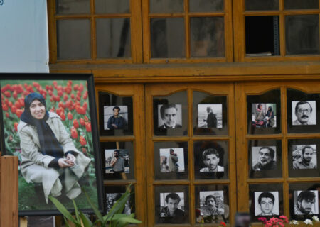 مراسم بزرگداشت مریم کاظم‌زاده اولین عکاس زن دفاع مقدس