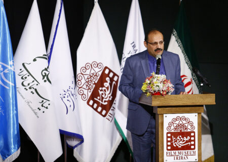 گزارش تصویری مراسم تجلیل از خبرنگاران فعال رسانه های سینمایی