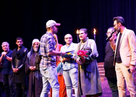 معرفی عکاس برتر مسابقه عکاسی تئاتر «شمشیرها»