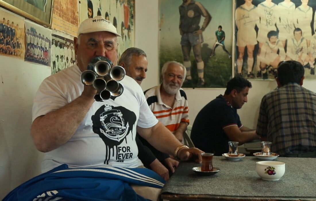 <strong>رونمایی تیزر فیلمی با حضور سیروس قایقران </strong>