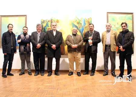 بازدید مدیرکل هنرهای تجسمی از نمایشگاه «نور هدی نور حسین(ع) است و بس»