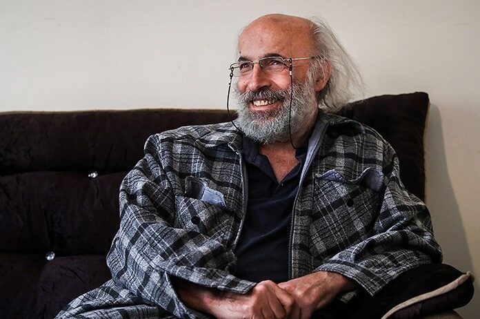 تجلیل کیانوش عیاری از «جنگل پرتقال»/ لذت ۶۰ هزار تومانی