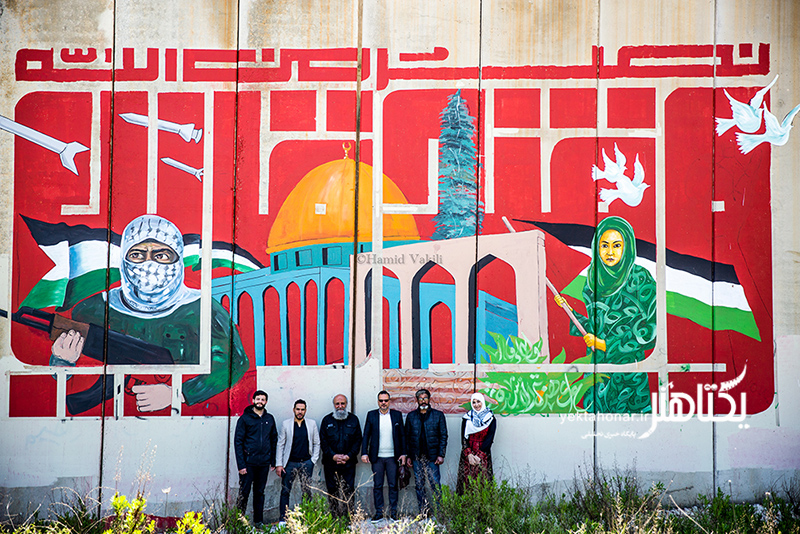 دیوارنگاره «فتح قریب» توسط ۶ هنرمند بینالمللی نقش بست/ نقشی از آزادی قدس روی دیوار حائل