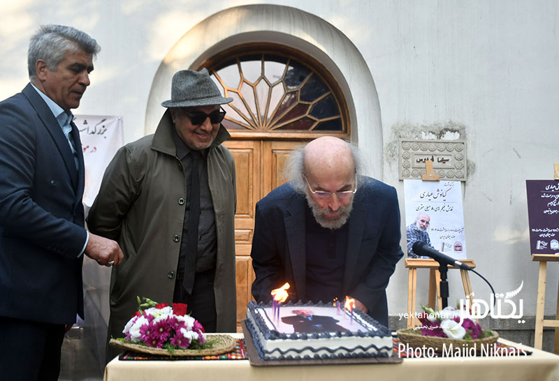 گزارش تصویری بزرگداشت کیانوش عیاری/ جشن تولدی با رضا عطاران