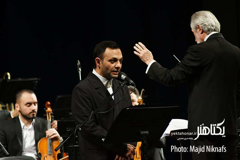 وقتی صابر ابر روایتگر کنسرت می‌شود/ «بر چهره، لبخند» نواخته شد + عکس