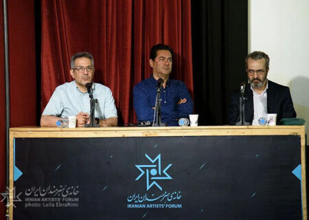 تاکید بر اهمیت ساخت فیلم مستند از یک شاعر