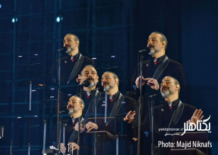 علیرضا قربانی برای ۱۰۰ هزار نفر می‌خواند