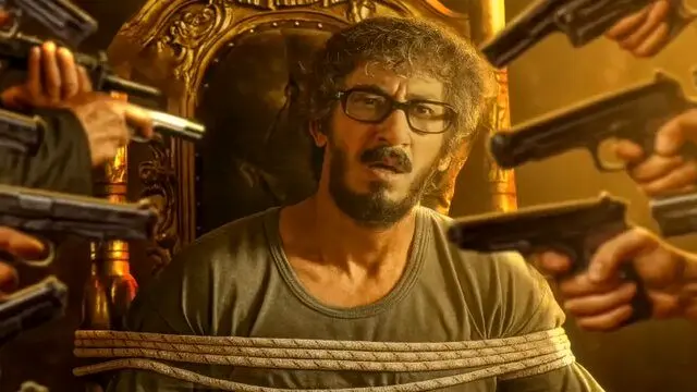 جدال «مرد عینکی» و «پیرپسر» در صدر جدول/ فروش ۳۳ هزار تومانی یک فیلم!