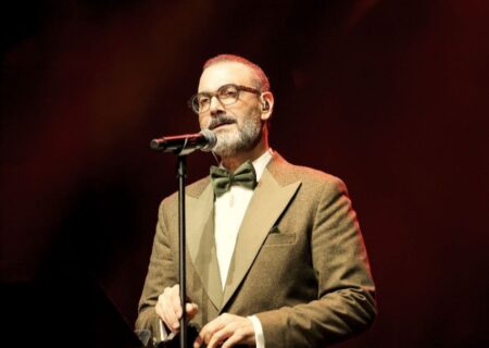 علیرضا قربانی «ایرانم» را در جنوب ایران می‌خواند