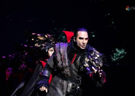 «شاه‌لیر» الیکا عبدالرزاقی در جشنواره کارتاژ تونس روی صحنه رفت