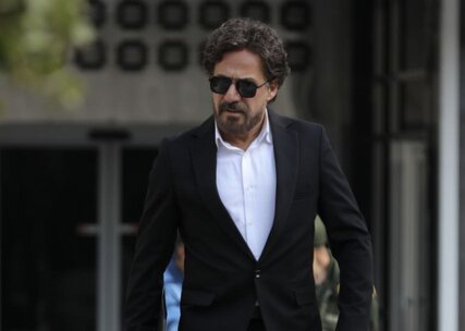 اولین عکس از امیر آقایی در «کارواش»