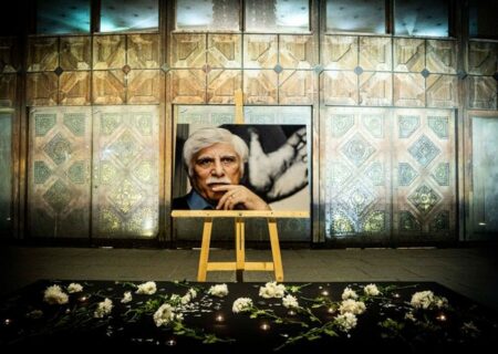 کاشت درخت «افرا» به یاد بهرام بیضایی در تئاترشهر