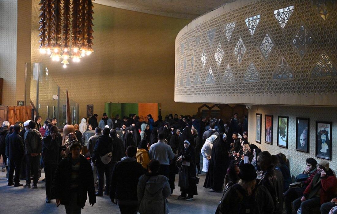 ششمین روز جشنواره تئاتر فجر/ از حضور وزیر فرهنگ تا اجرای ۱۱ تئاتر